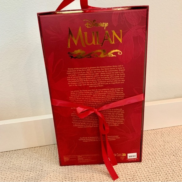 Mulan 25th Anniversary Collectible Display Figure Doll - Picture 10 of 11